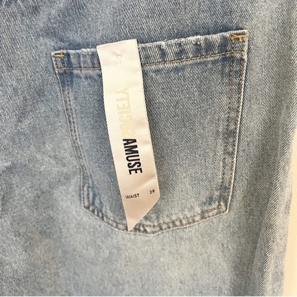 Amuse Society Stella Mid-rise Jeans Light Blue Tapered Button Fly Size 29 NEW - Picture 8 of 10